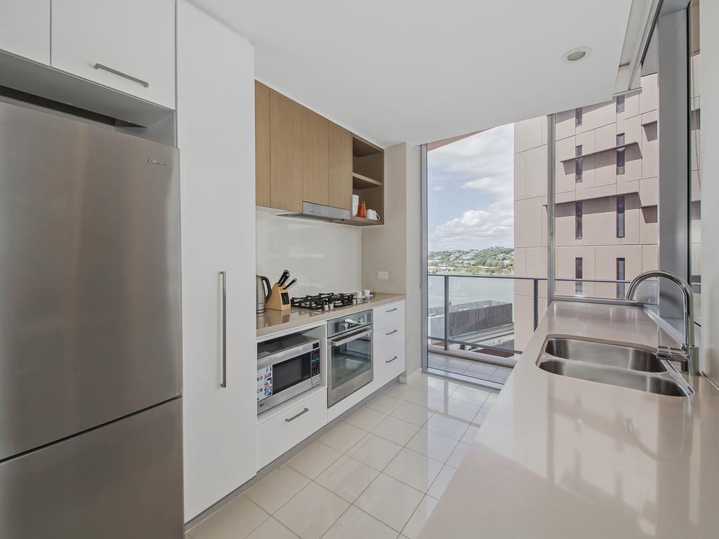 Link Portside Wharf Apartment Hotel Brisbane Buitenkant foto
